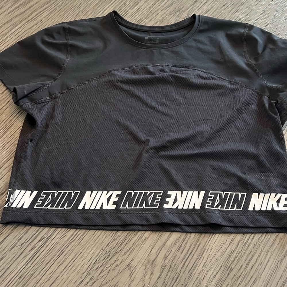 Women’s Nike Black Mesh Crop Top